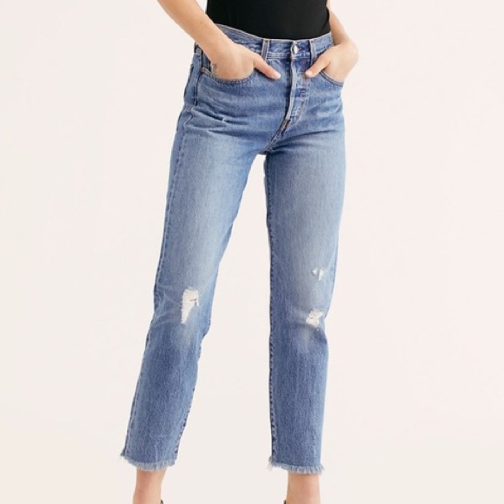 Levi’s Wedgie Fit Mom Jeans with Rips